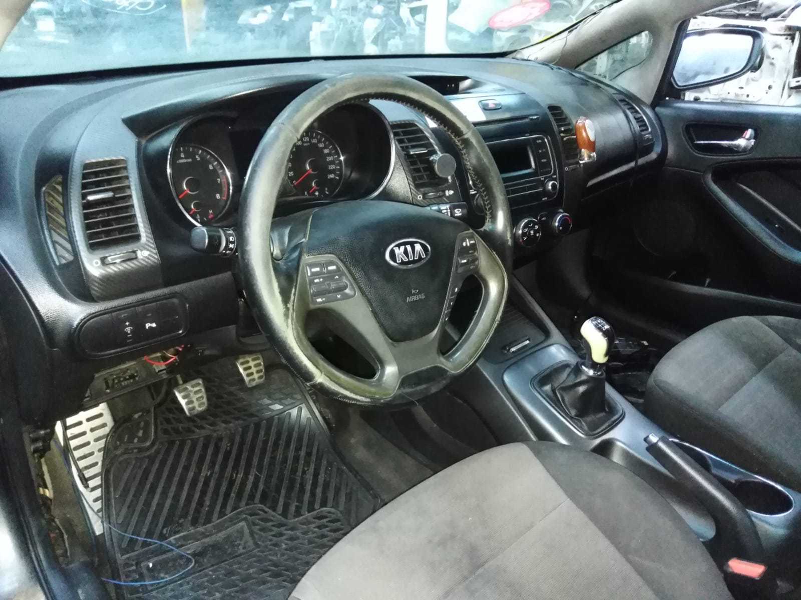  Kia CERATO 2014    EN DESARME